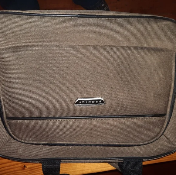 *bogo* prodigy crossbody/hand bag - Picture 6 of 6